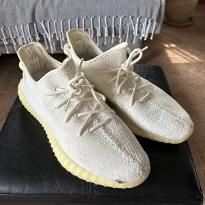 Yeezy Boost 350 v2 Cream White